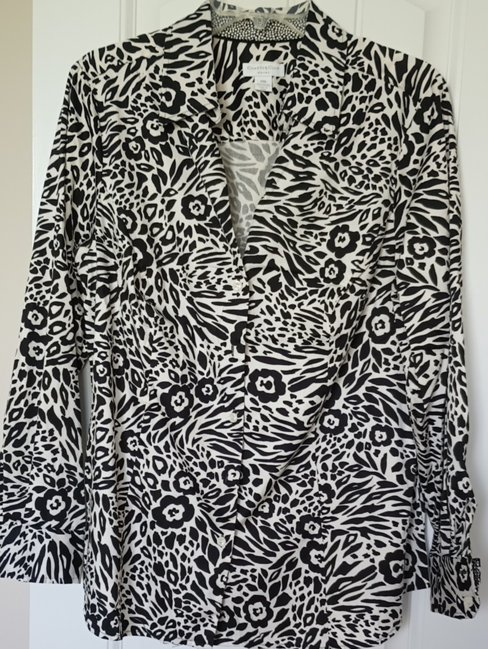 Charter Club Women’s Long-Sleeve Button-Down Blouse